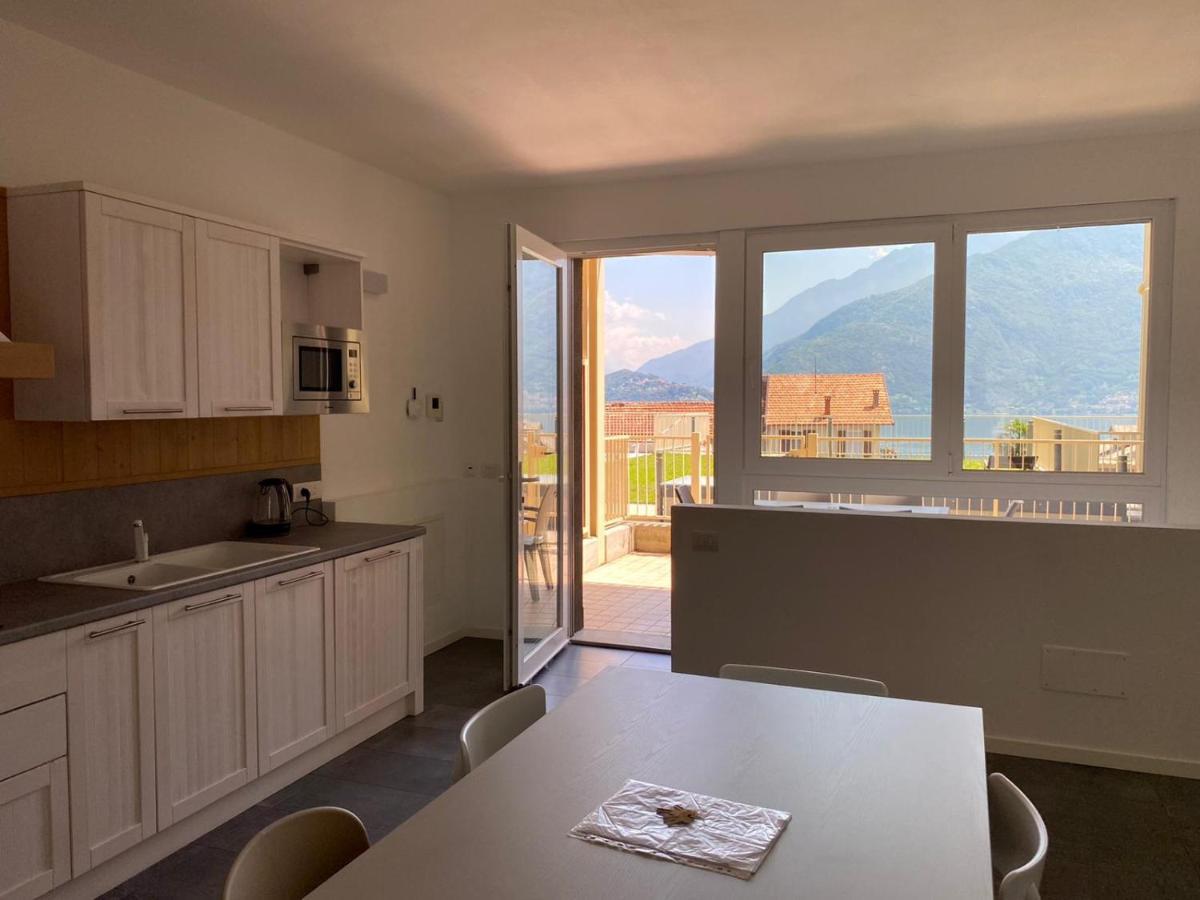 Modern Apartments Lake View With Pool Musso Bagian luar foto
